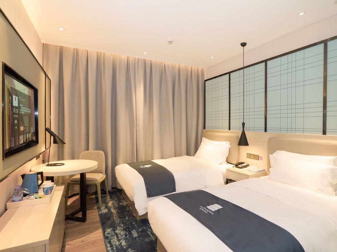Echarm International Hotel Canton Tower Pazhou Convention And Exhibition Center Lujiang Subway Metro Branch - Free Shuttle Bus To Canton Fair Complex During Canton Fair Period Гуанчжоу Экстерьер фото
