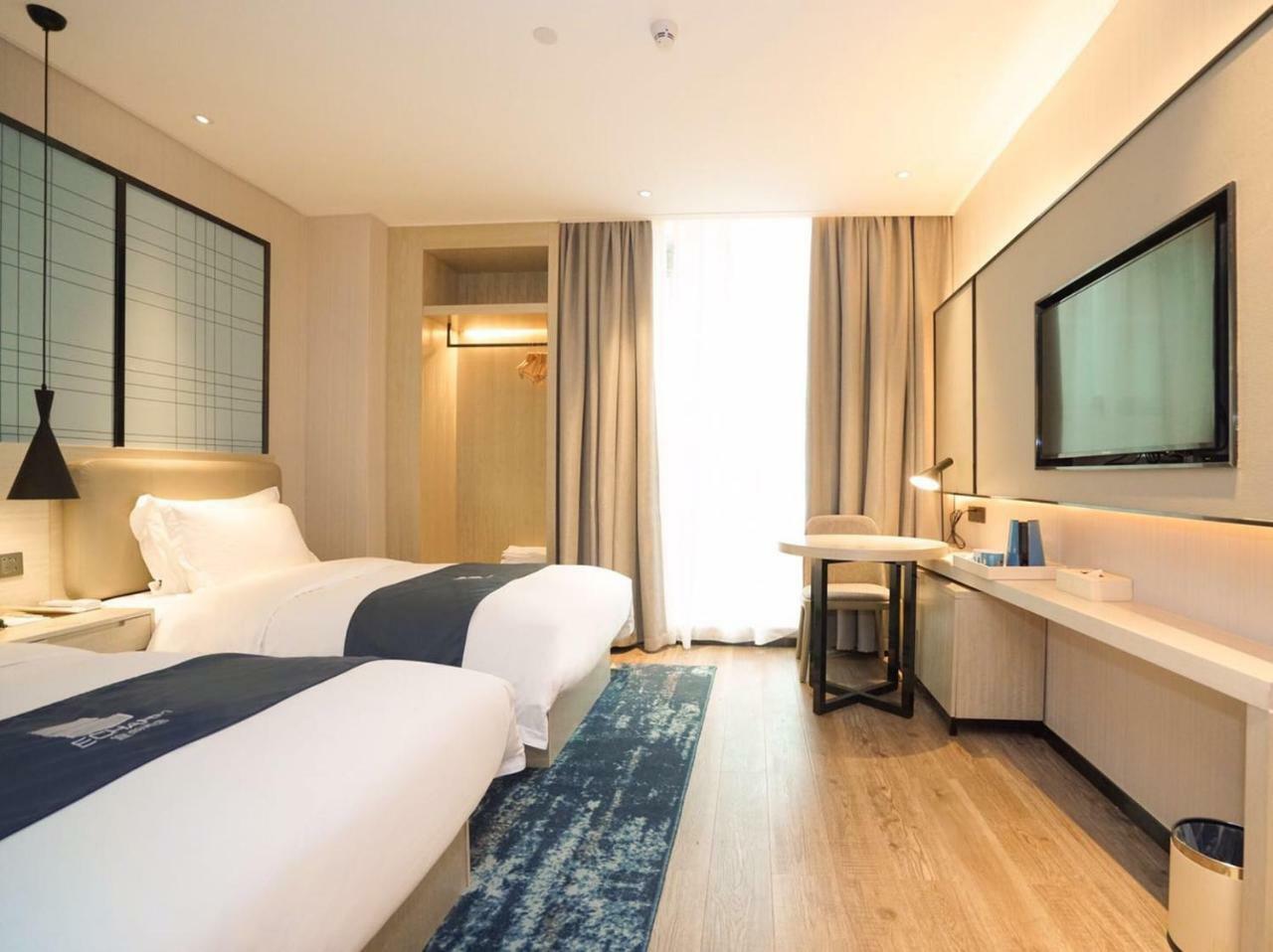 Echarm International Hotel Canton Tower Pazhou Convention And Exhibition Center Lujiang Subway Metro Branch - Free Shuttle Bus To Canton Fair Complex During Canton Fair Period Гуанчжоу Экстерьер фото